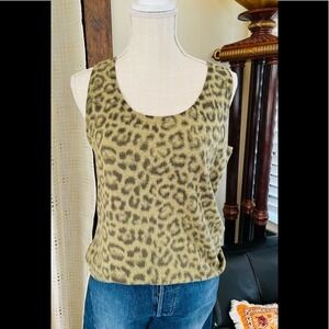 Isaac Mizrahi Live Olive Green Animal Print Sleeveless Sweater size small